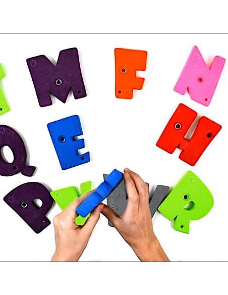 Kinderklettergriffe: Buchstaben im vollem Alphabet