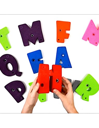 Kinderklettergriffe: Buchstaben im vollem Alphabet